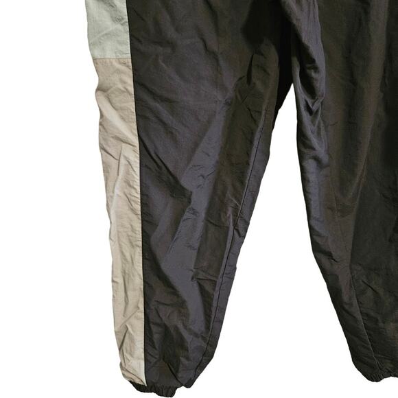 Women's Medium DSG Twitch + Allison Dark Cloud Cover Nylon Grey and mint pants - Picture 3 of 6